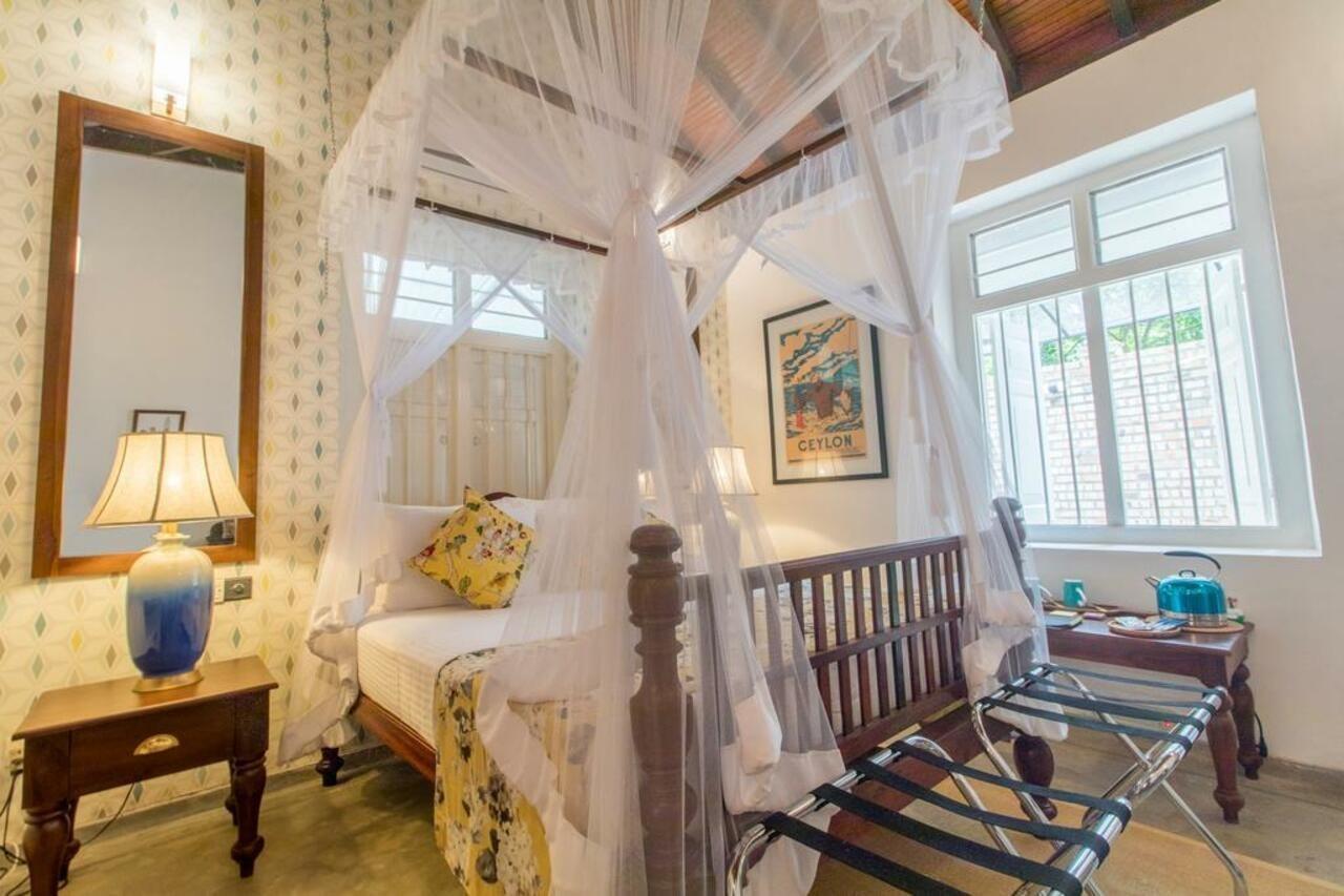 The Pineapple Villa 加姆珀哈 外观 照片